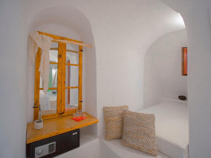 Nano Suites - Oda