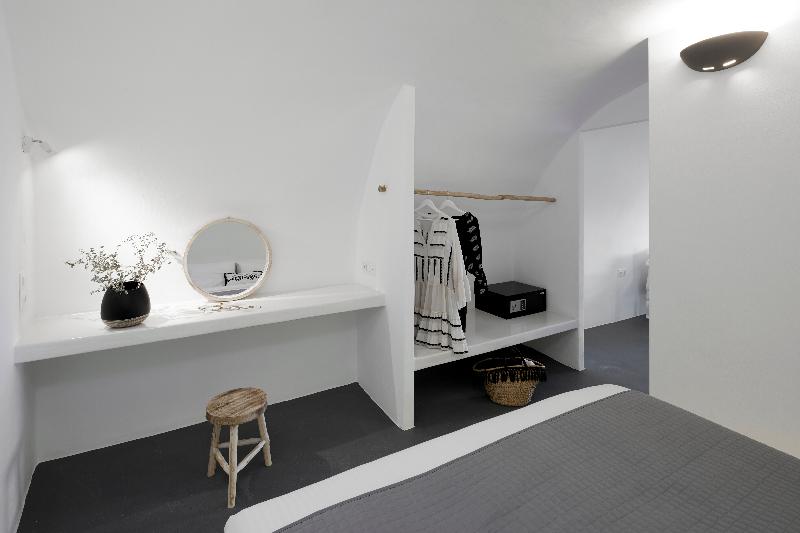 Nano Suites - Oda