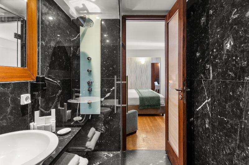 Athenaeum Eridanus Luxury Hotel - Oda