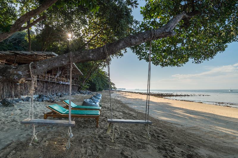 Koh Jum Ocean Beach Resort - Plaj