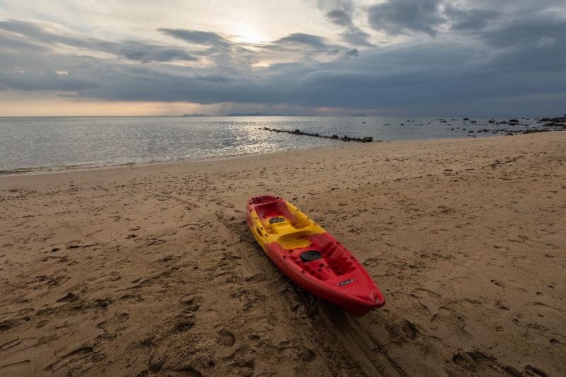 Koh Jum Ocean Beach Resort - Plaj