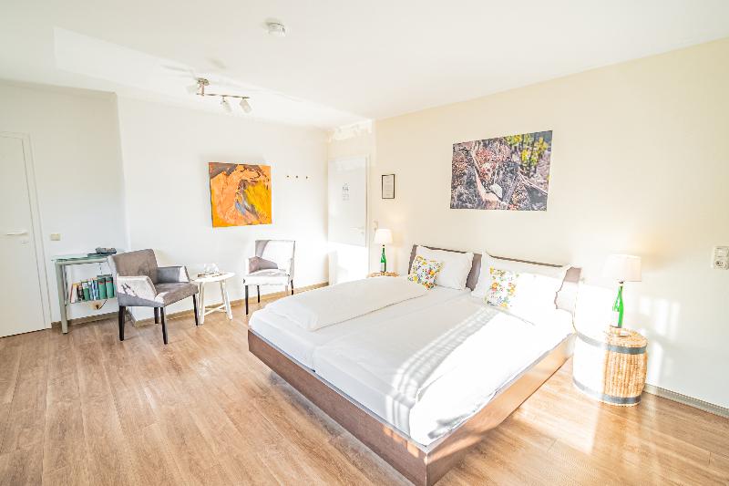 Weinhotel Ayler Kupp - Oda
