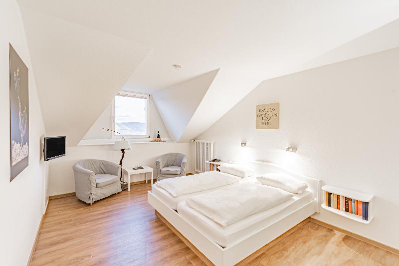 Weinhotel Ayler Kupp - Oda