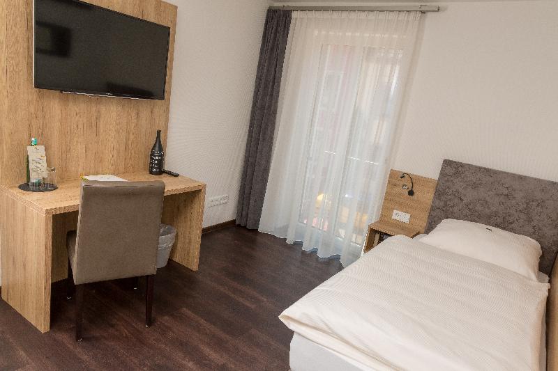 Weinhotel Ayler Kupp - Oda