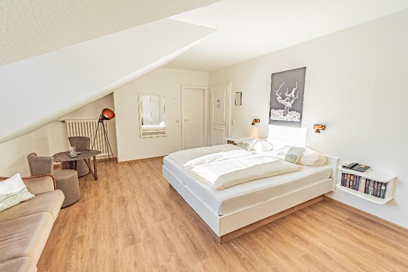 Weinhotel Ayler Kupp - Oda