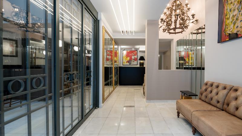 FOS DownTown Suites - Lobi