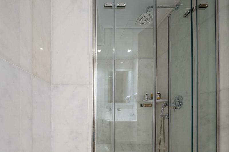 FOS DownTown Suites - Oda