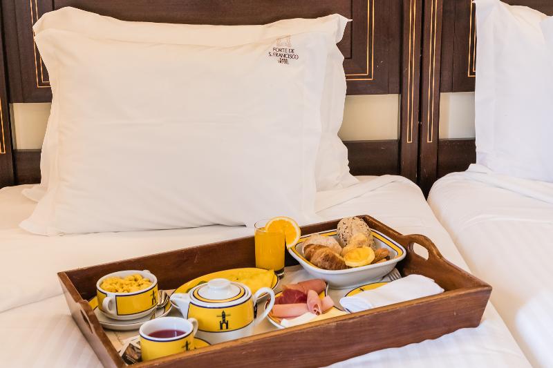 Forte Sao Francisco Hotel - Oda