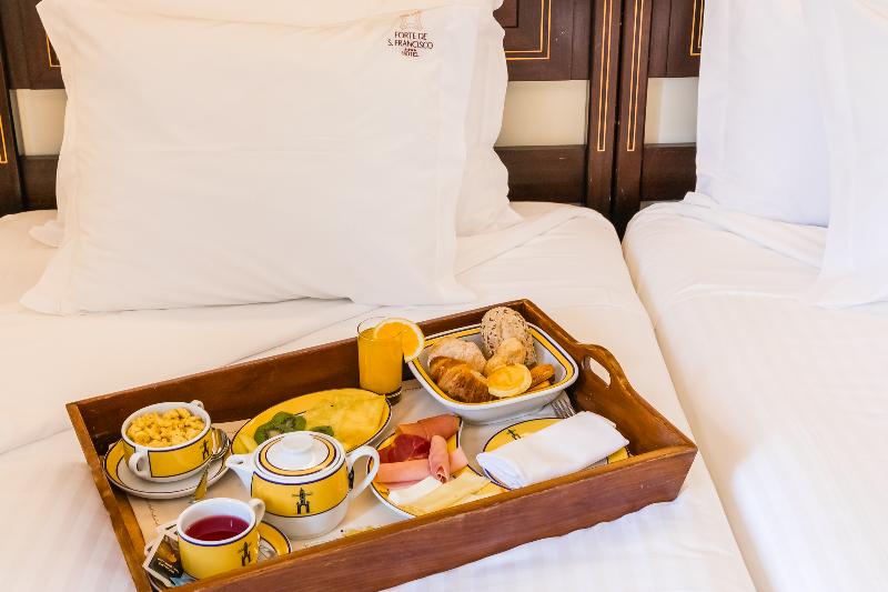 Forte Sao Francisco Hotel - Oda