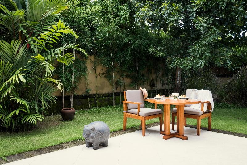 REVIVO Wellness Resort Nusa Dua Bali - Oda
