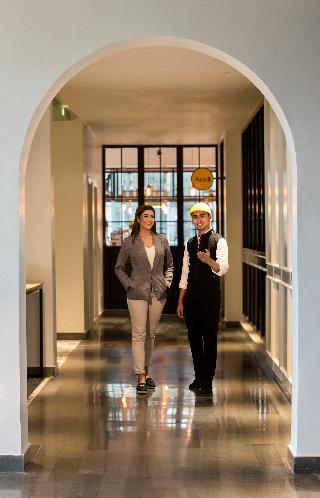 Kampi Hotel Tunjungan Surabaya fotoÄŸrafÄ±