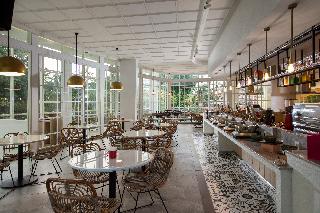 Kampi Hotel Tunjungan Surabaya fotoÄŸrafÄ±