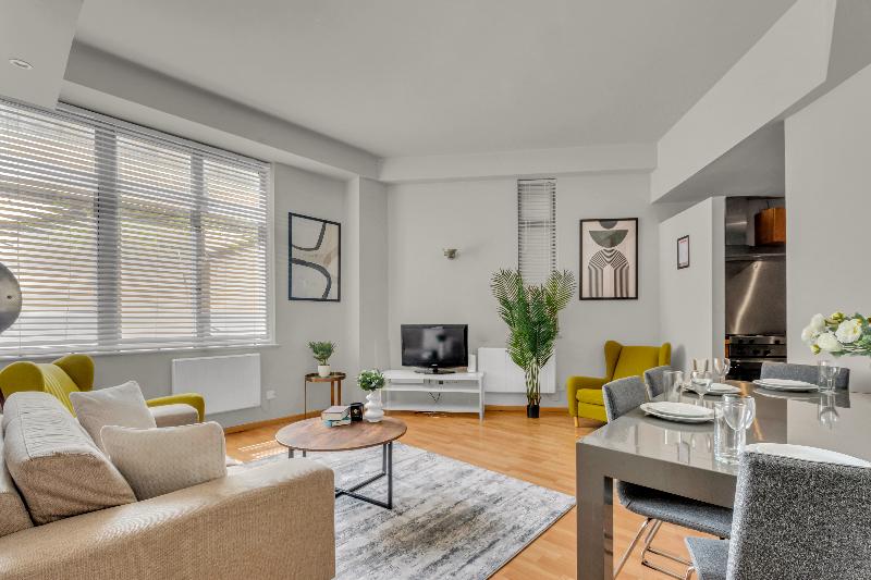 Luxurious Lawrence House Serviced Apartment - Oda