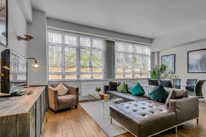Luxurious Lawrence House Serviced Apartment - Oda