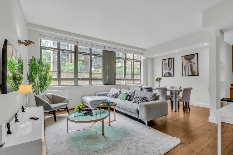 Luxurious Lawrence House Serviced Apartment - Oda