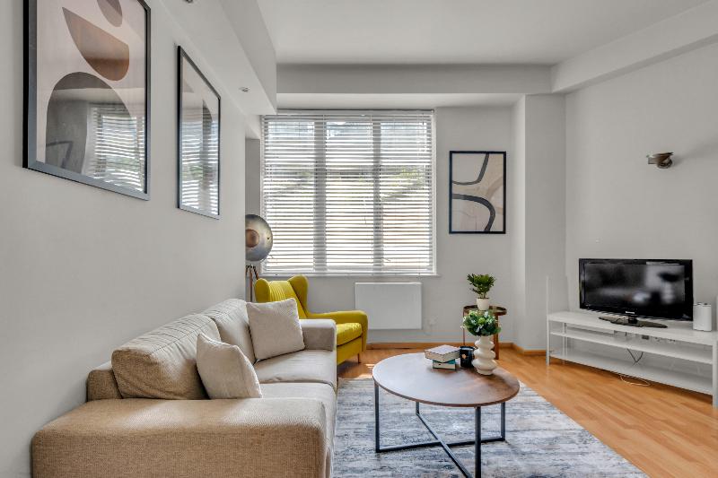 Luxurious Lawrence House Serviced Apartment - Oda