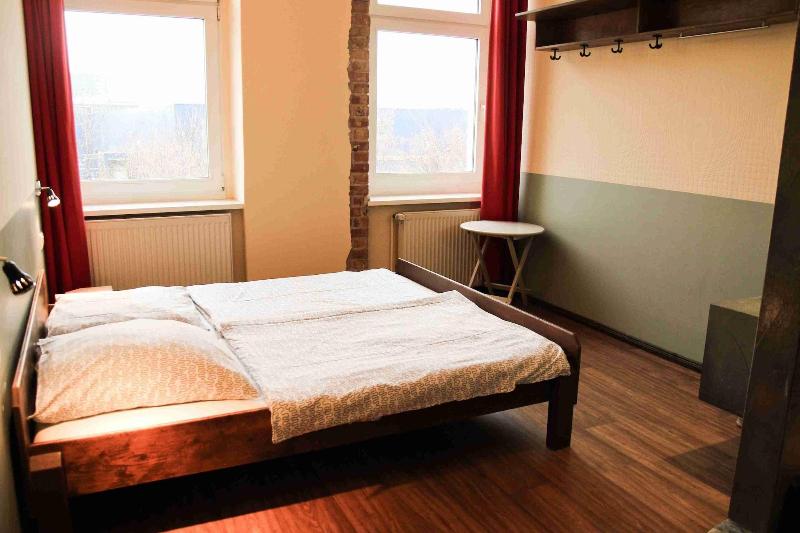 Sunflower Hostel - Oda