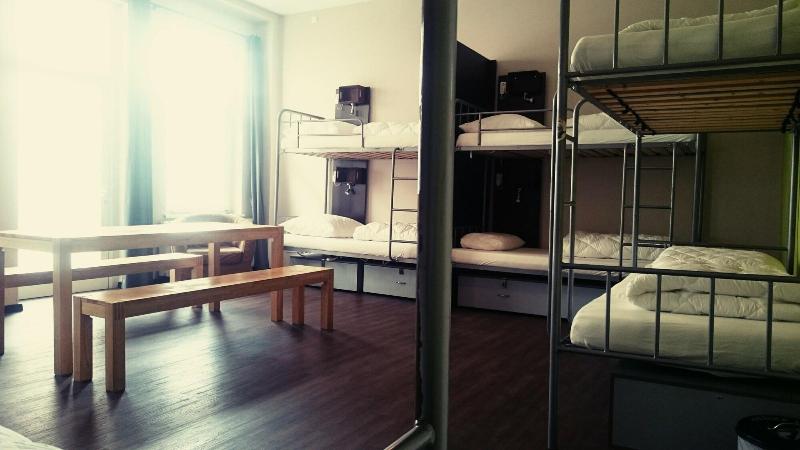 Sunflower Hostel - Oda
