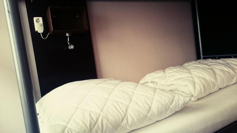 Sunflower Hostel - Oda