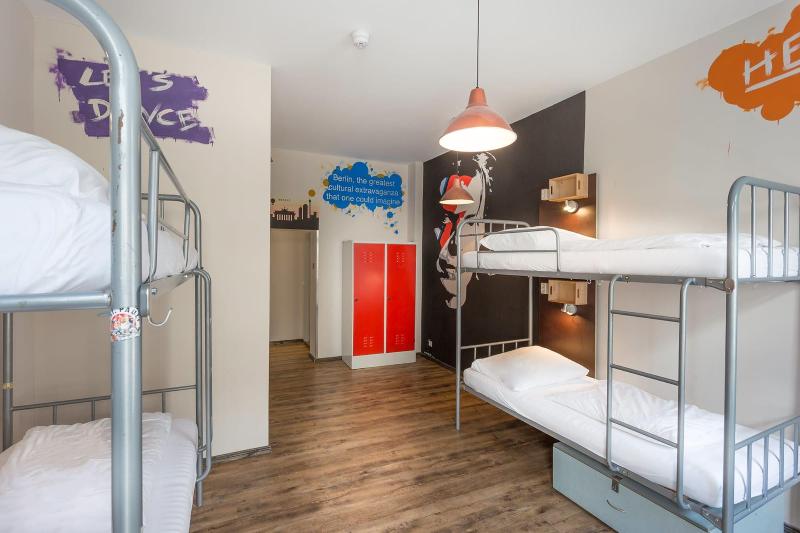 Sunflower Hostel - Oda