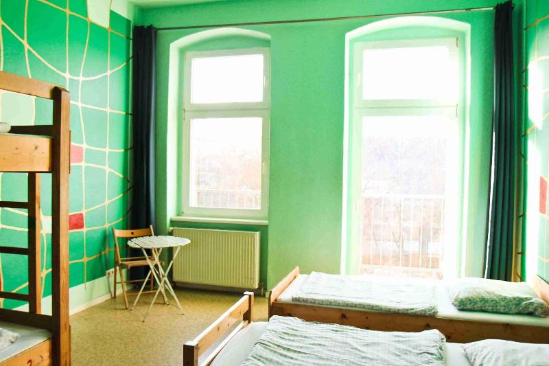 Sunflower Hostel - Oda