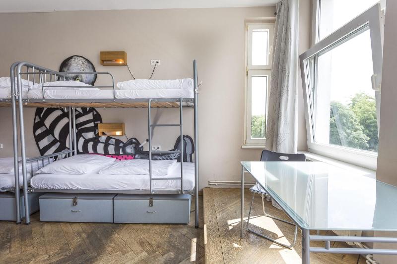 Sunflower Hostel - Oda