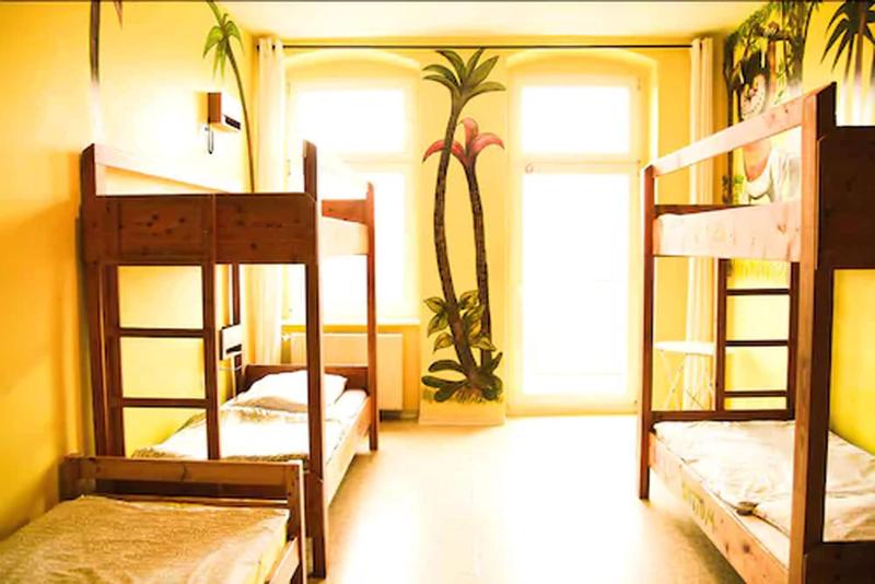 Sunflower Hostel - Oda