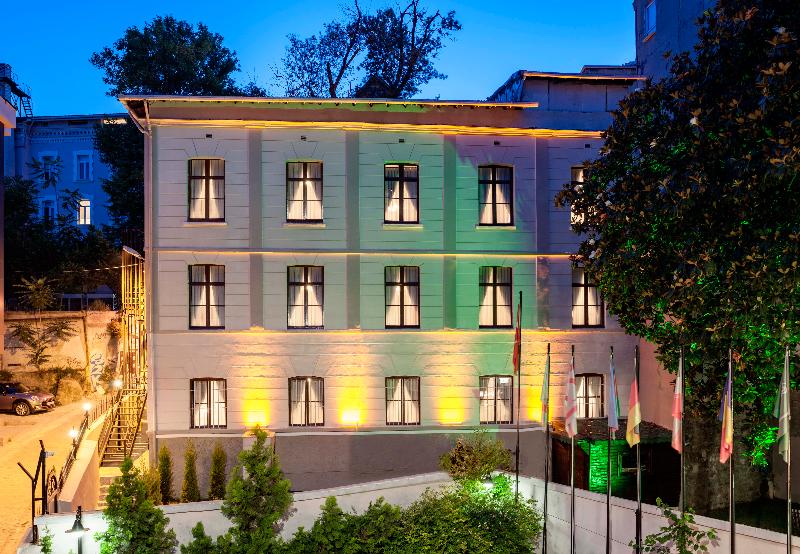 Element Garden Hotel - Genel