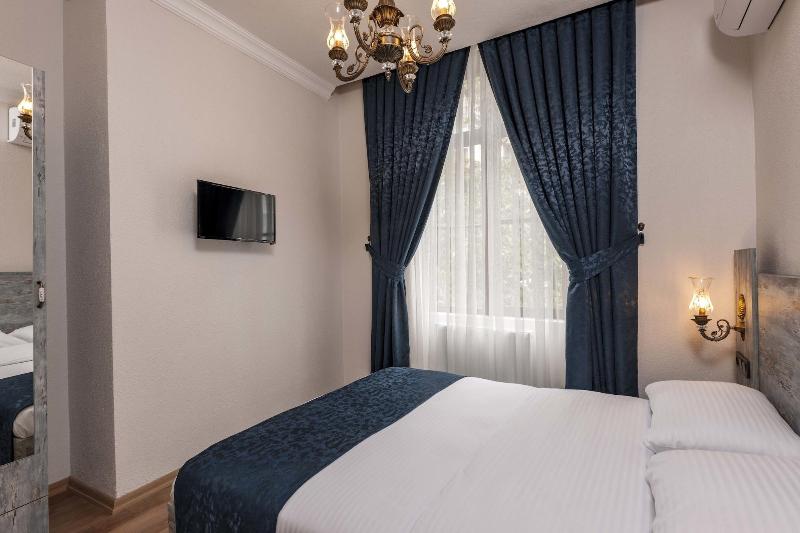 Element Garden Hotel - Oda