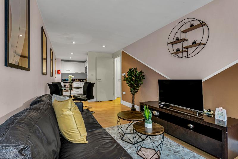 Luxurious Sir John Lyon Serviced Apartment - Oda