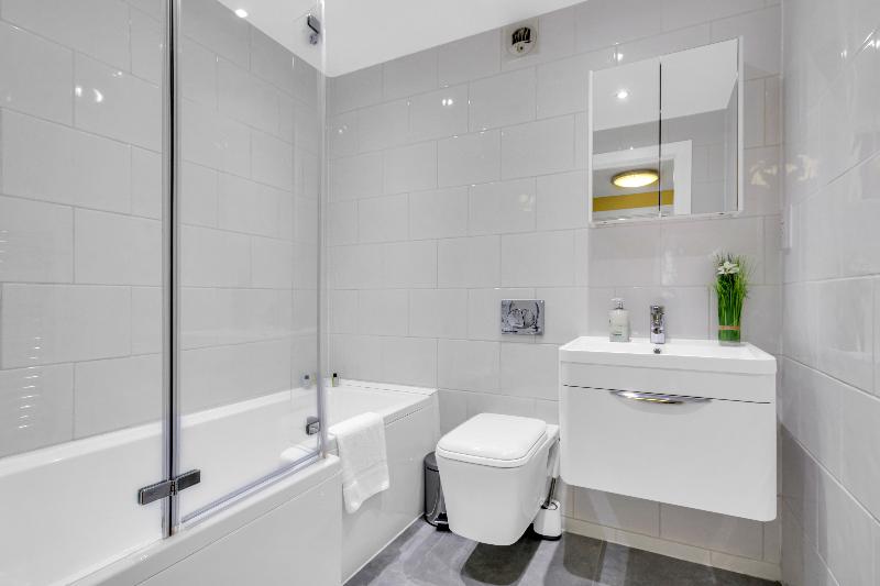 Luxurious Sir John Lyon Serviced Apartment - Oda