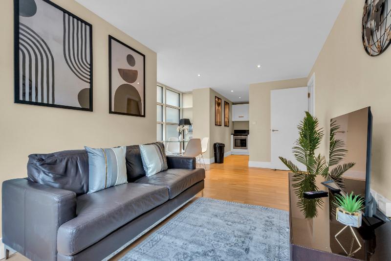 Luxurious Sir John Lyon Serviced Apartment - Oda