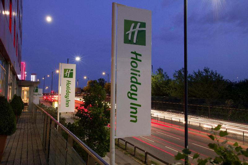 Holiday Inn London - West - Genel