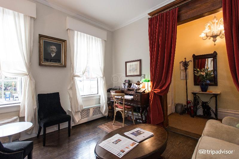 Incentra Village Guest House - Lobi