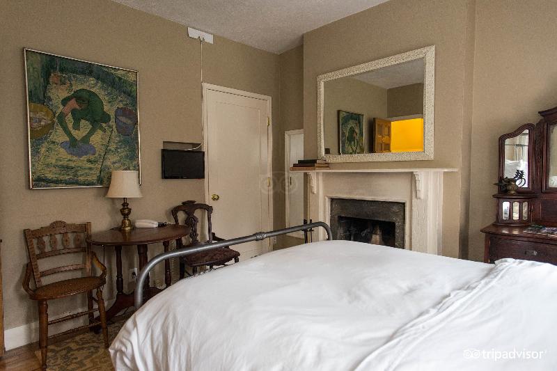 Incentra Village Guest House - Oda