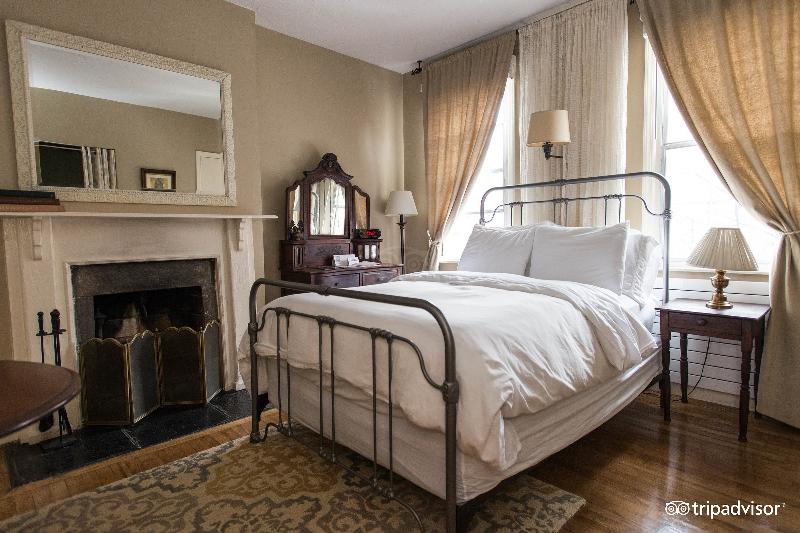 Incentra Village Guest House - Oda