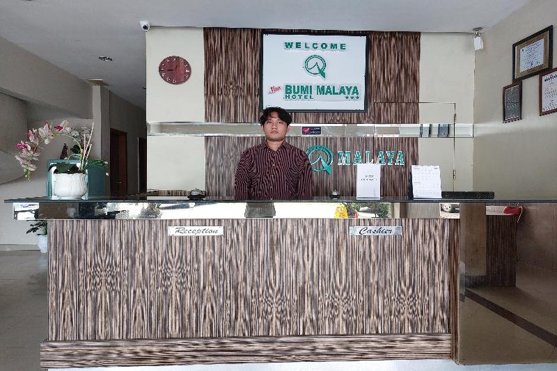 Hotel Bumi Malaya by ZUZU - Genel