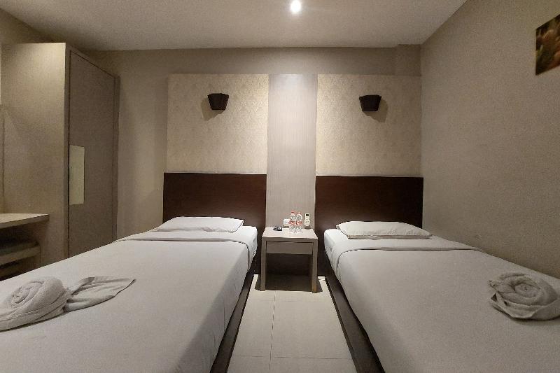 Hotel Bumi Malaya by ZUZU - Oda