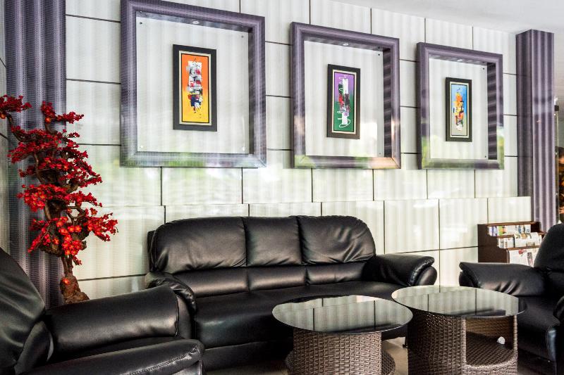 Romance Hotel - Lobi