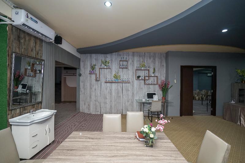 Collection O 736 Hotel Best Skip - Lobi