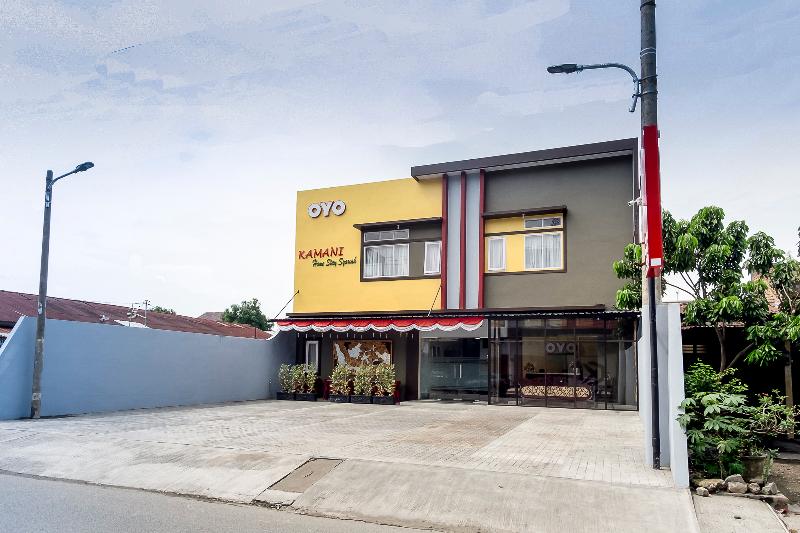 Super OYO 873 Kamani Homestay Syariah - Genel