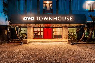 Super OYO Townhouse 2 Hotel Gunung Sahari fotoÄŸrafÄ±