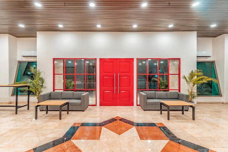 Super OYO Townhouse 2 Hotel Gunung Sahari - Genel
