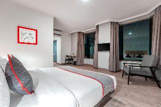 Super OYO Townhouse 2 Hotel Gunung Sahari fotoÄŸrafÄ±