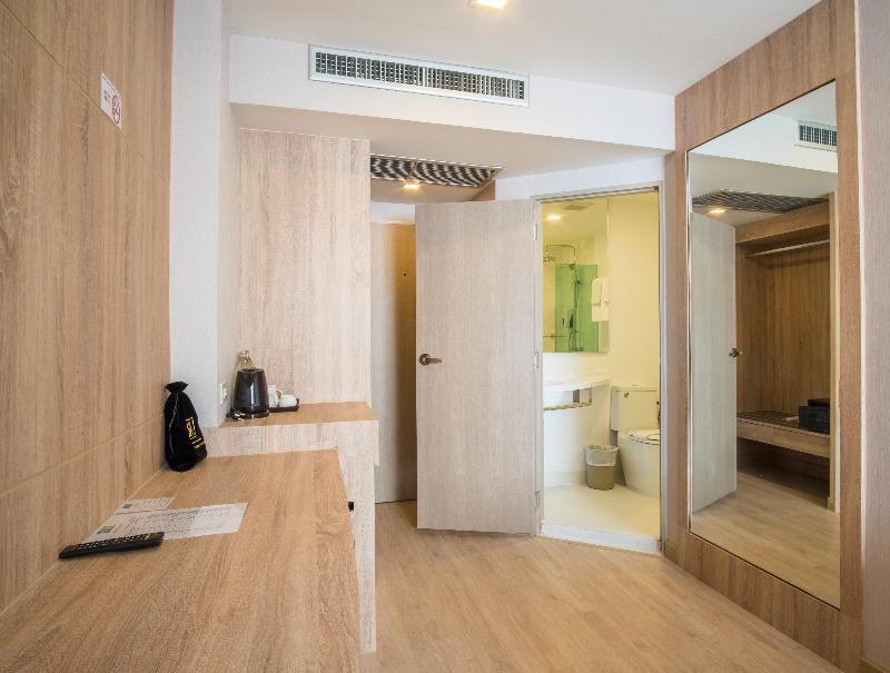 Rodina Beach Hotel - Oda