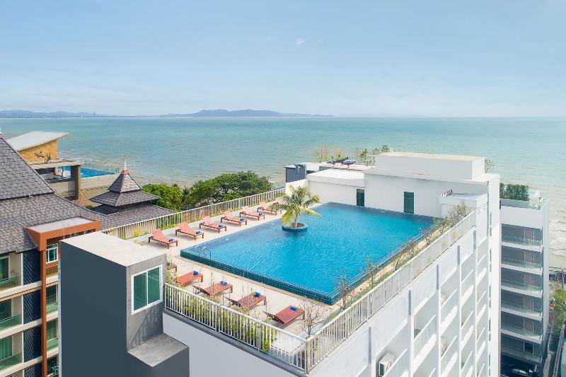 Rodina Beach Hotel - Havuz