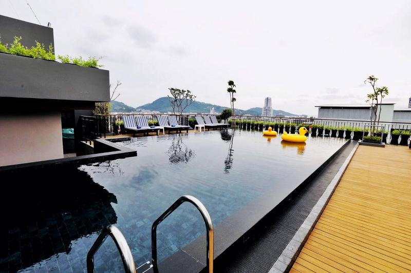Rak Elegant Hotel Patong - Havuz