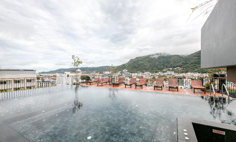 Rak Elegant Hotel Patong - Havuz