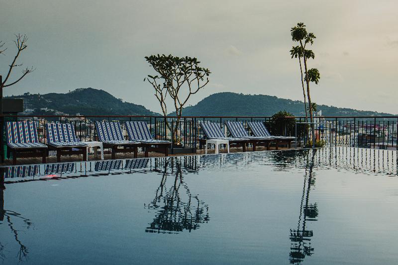 Rak Elegant Hotel Patong - Havuz