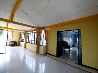 RedDoorz Plus near Undip Tembalang fotoÄŸrafÄ±